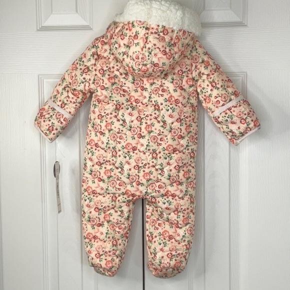 NWT Nicole Miller New York- Hooded Snowsuit One Piece Pink Floral 3/6M - Picture 10 of 16